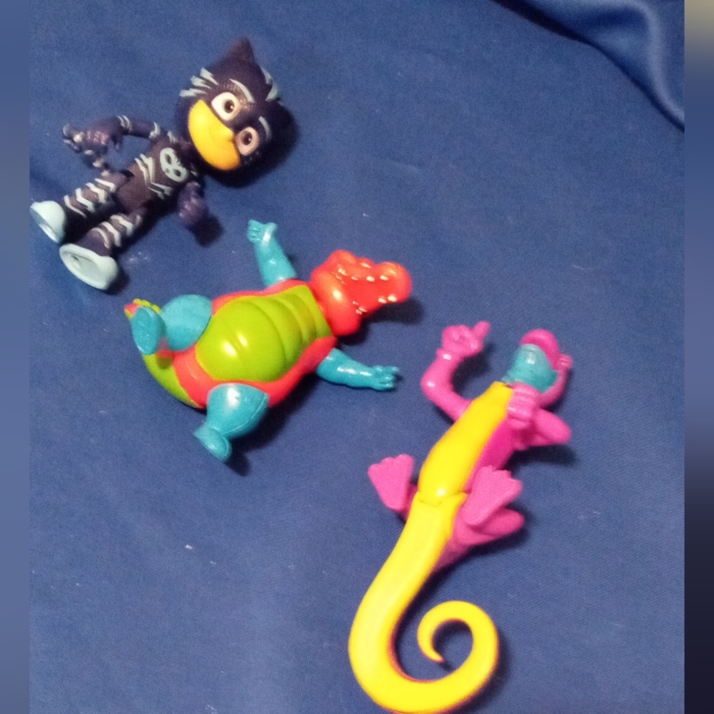 Small toy lot - Picture 5 of 5
